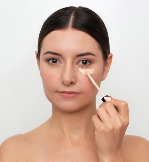 makeup-to-cover-dark-circles